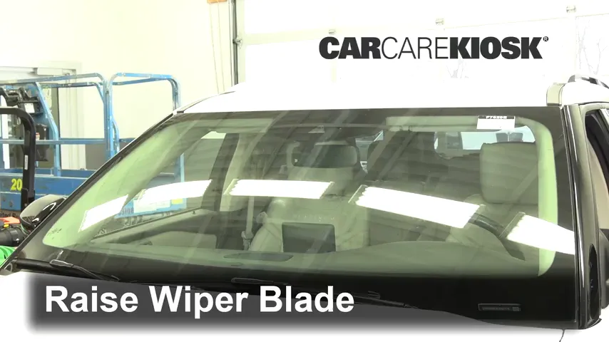 2021 Ford Explorer Platinum 3.0L V6 Turbo Windshield Wiper Blade (Front)